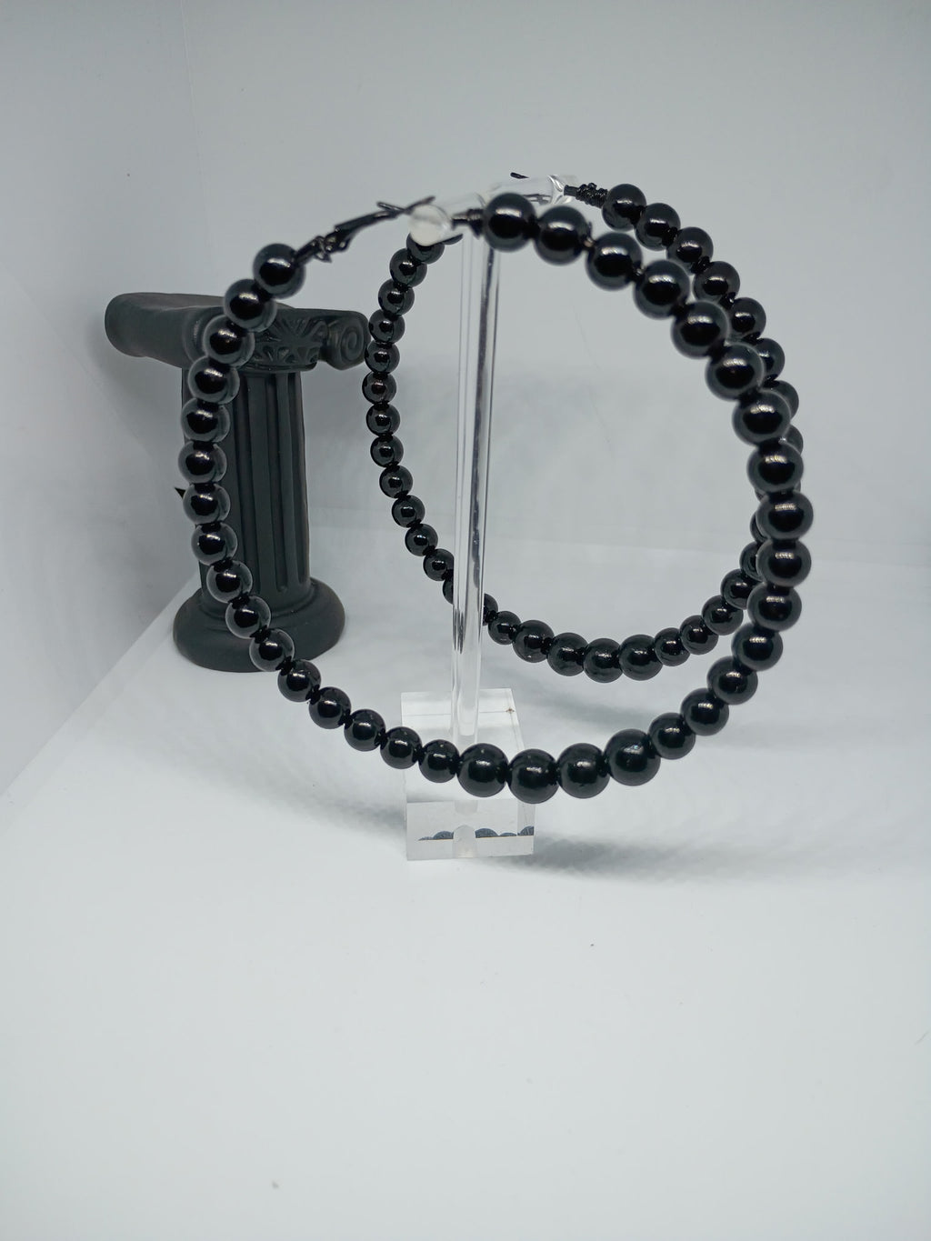 IT'S A STATEMENT-SMALL PEARLS